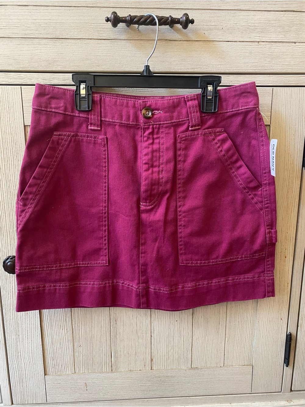 Old Navy Women's Magenta Mini Skirt